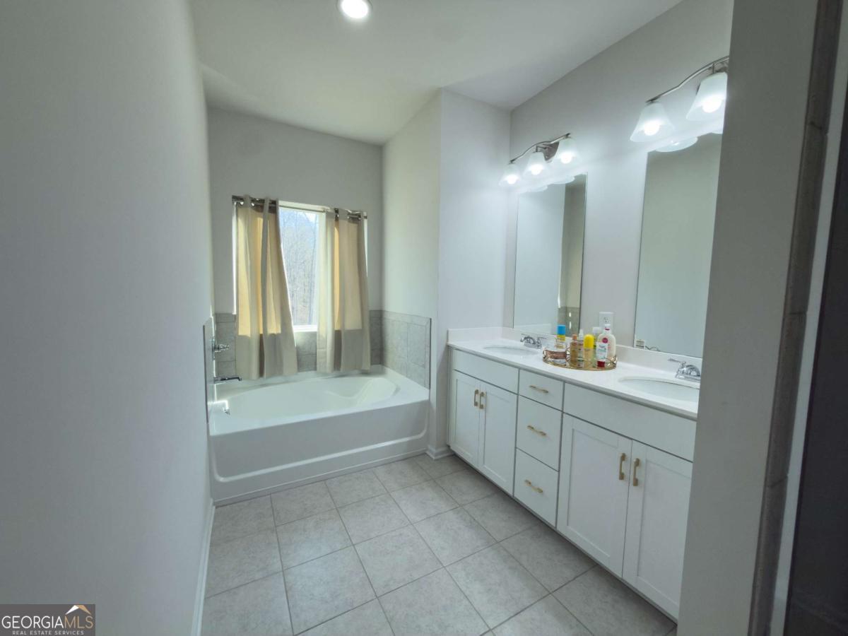 2115 Ravencliff Drive Austell GA 30168