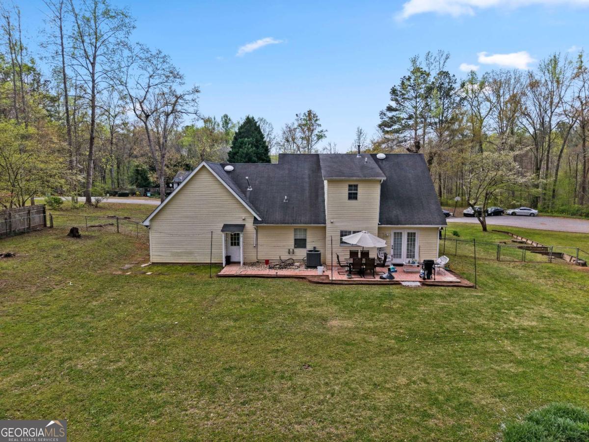 135 Creekview Drive Newnan GA 30263
