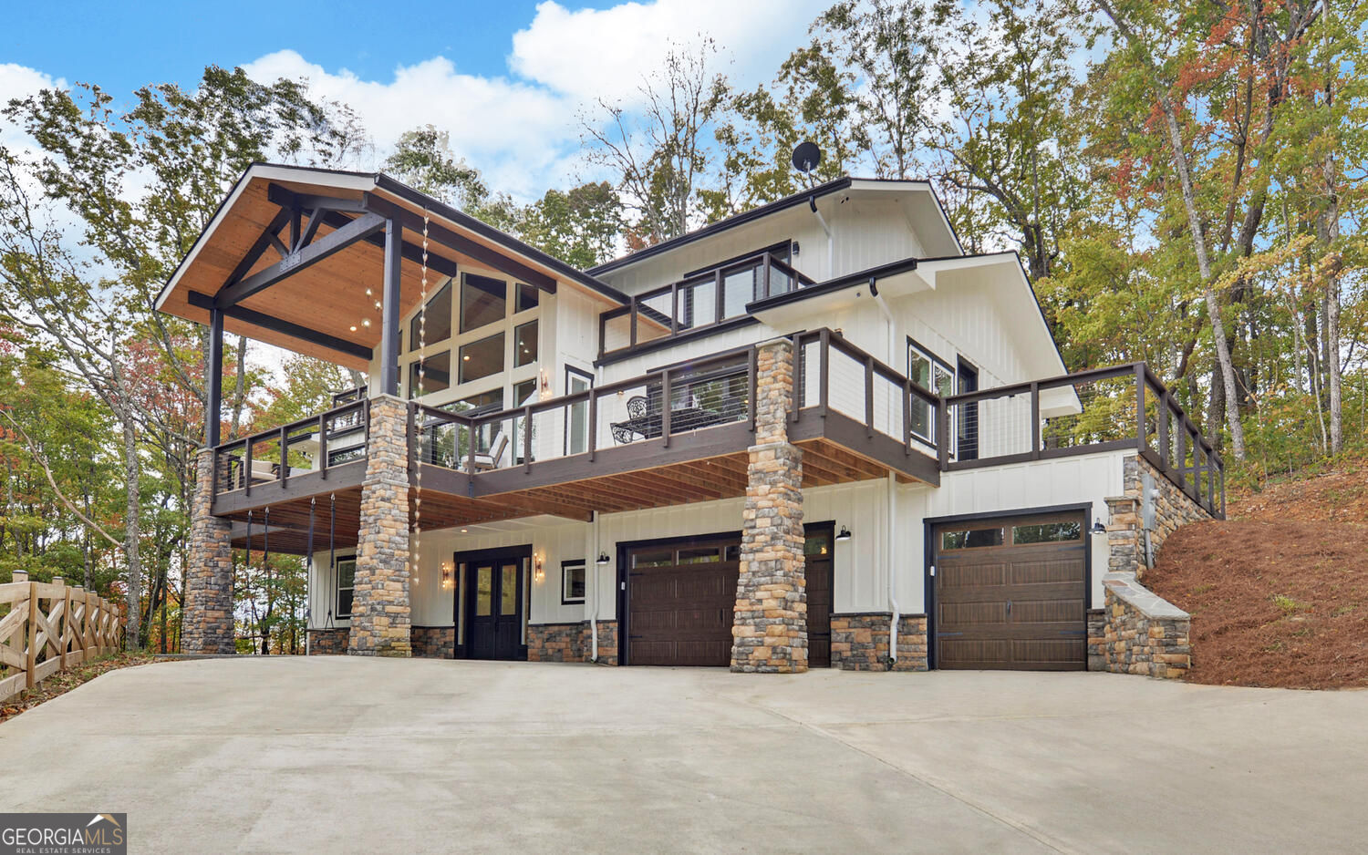 333 Favor Lane Rabun Gap GA 30568
