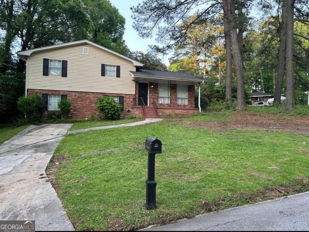 1247 Shoreham Drive Atlanta GA 30349