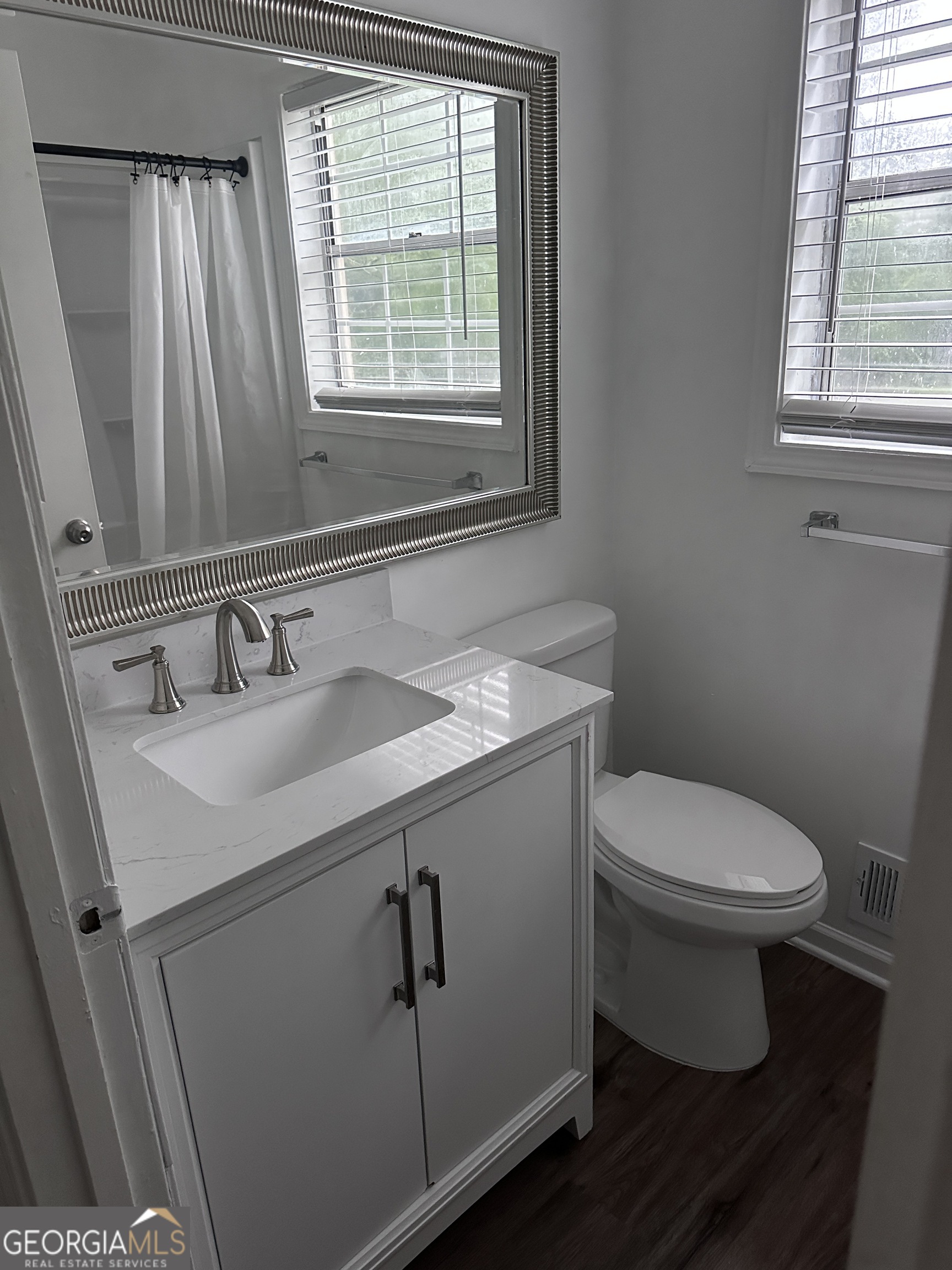 1247 Shoreham Drive Atlanta GA 30349