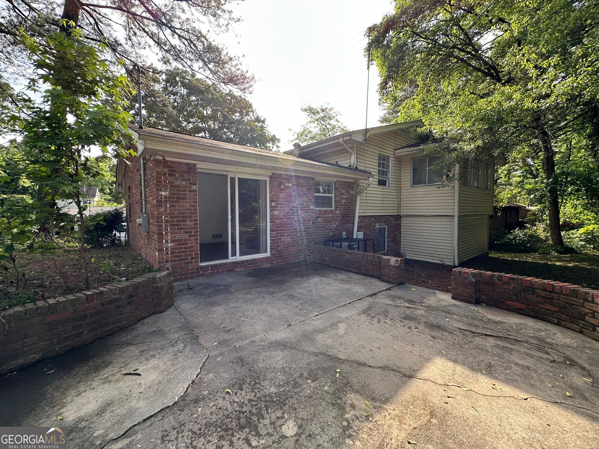 1247 Shoreham Drive Atlanta GA 30349
