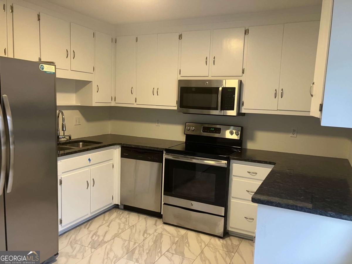 8510 Lynn Drive Gainesville GA 30506