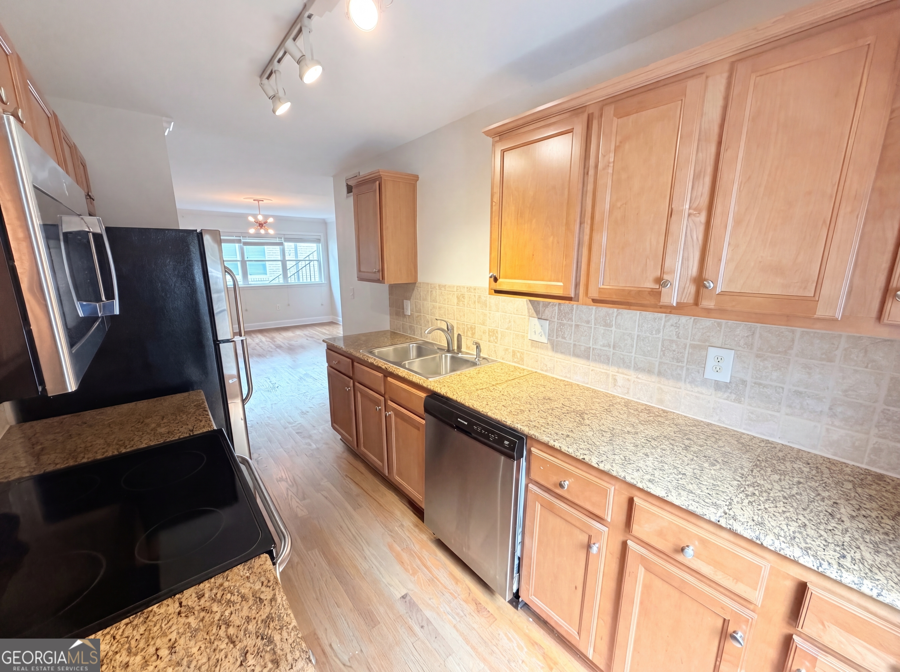 48 Peachtree Avenue NE Atlanta GA 30305