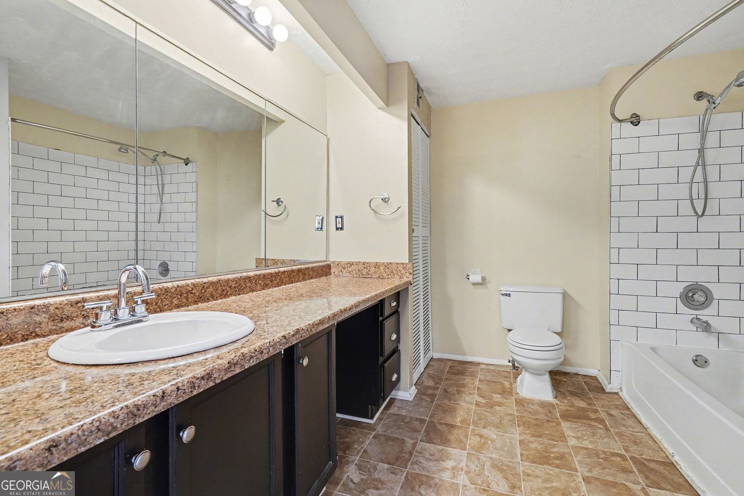 1325 Keys Lake Drive NE Brookhaven GA 30319