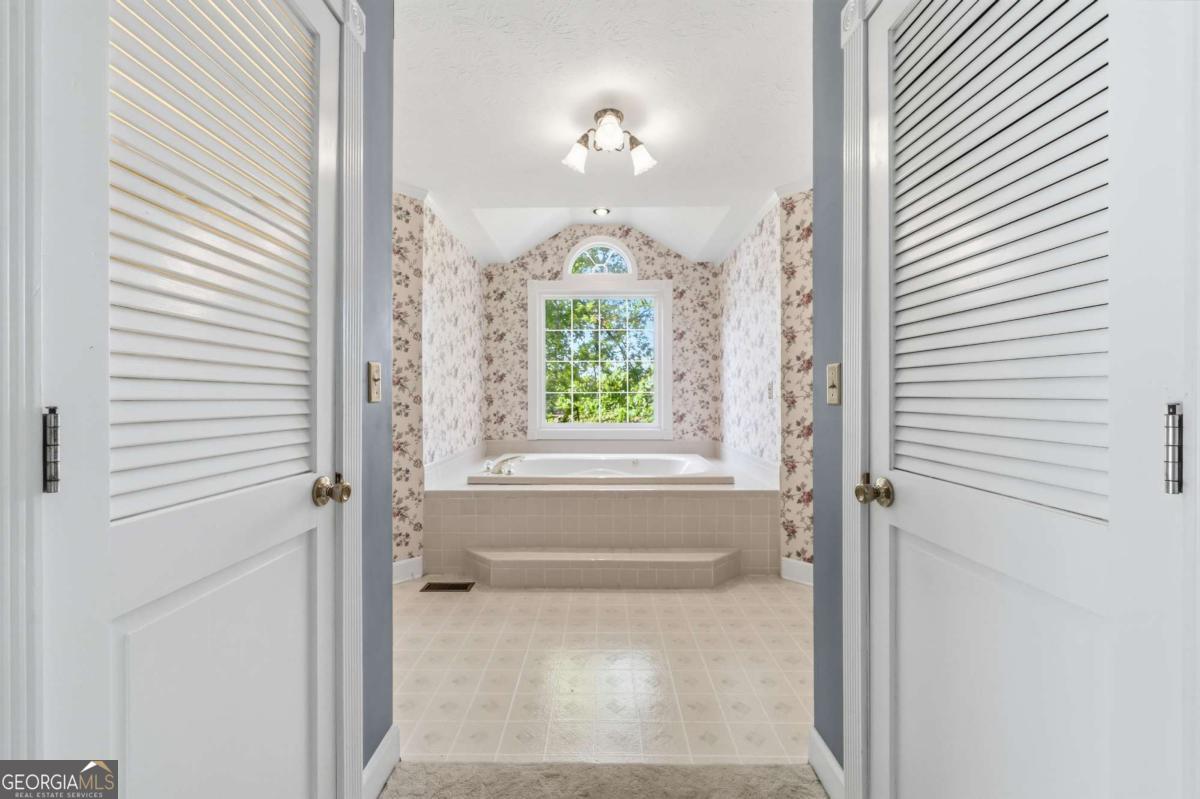 56 Claymont Road Mcintyre GA 31054
