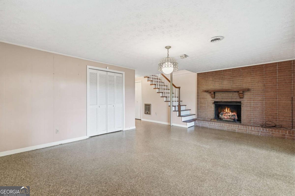 56 Claymont Road Mcintyre GA 31054