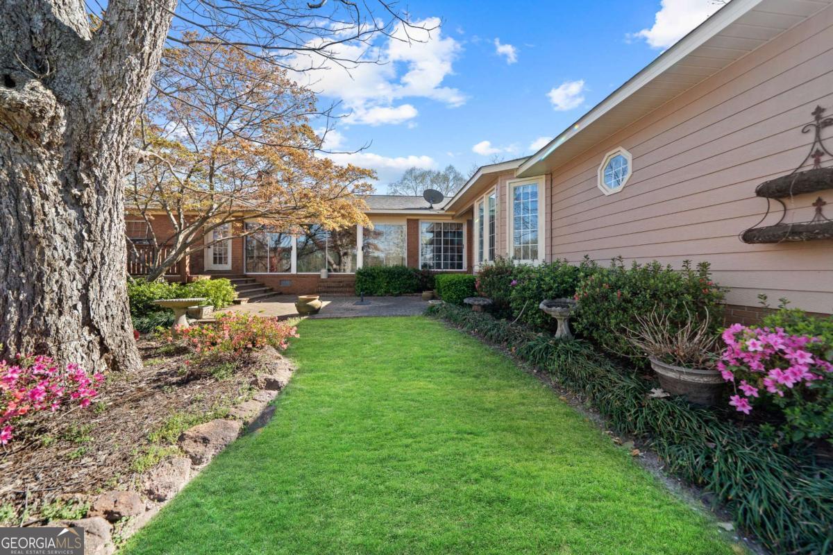 56 Claymont Road Mcintyre GA 31054