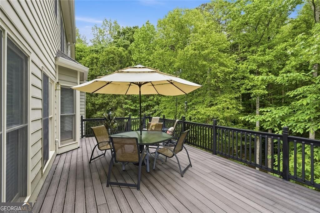 655 Sweet Stream Trace Johns Creek GA 30097