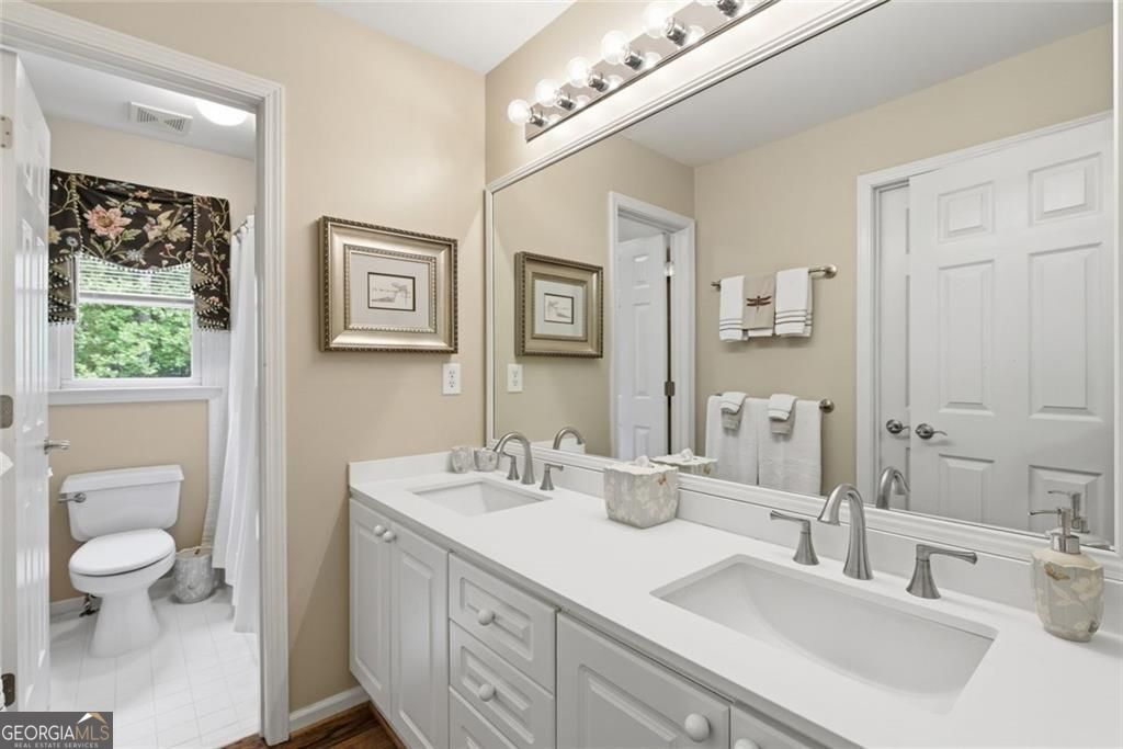 655 Sweet Stream Trace Johns Creek GA 30097