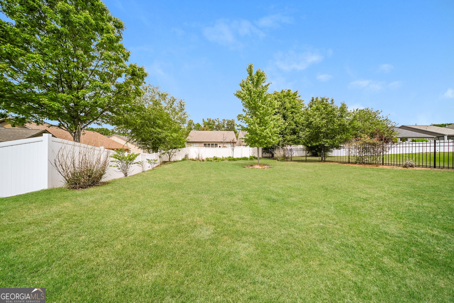 217 High Court Way Locust Grove GA 30248