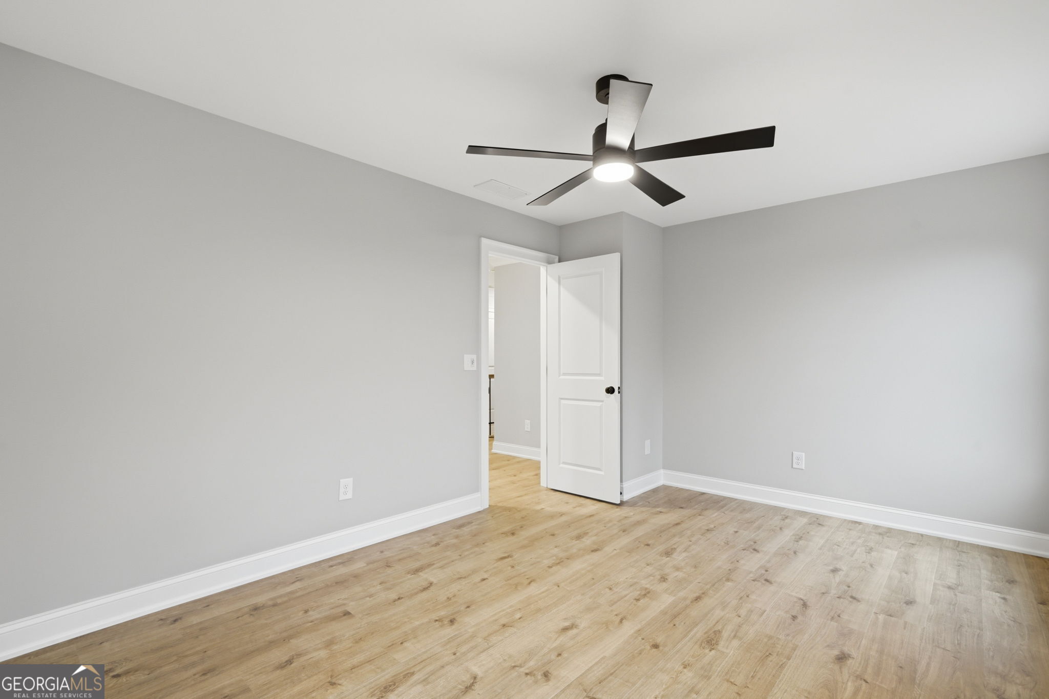 105 Bob White Drive Calhoun GA 30701