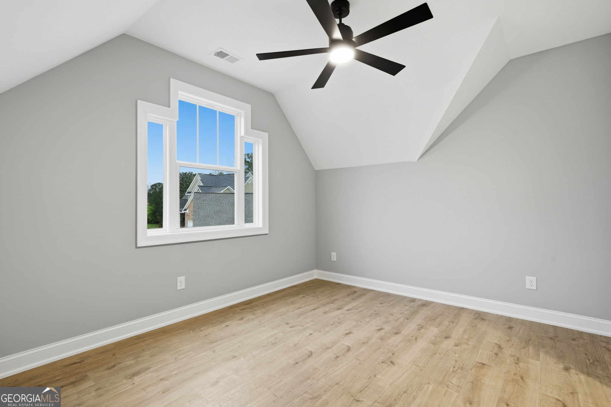 105 Bob White Drive Calhoun GA 30701