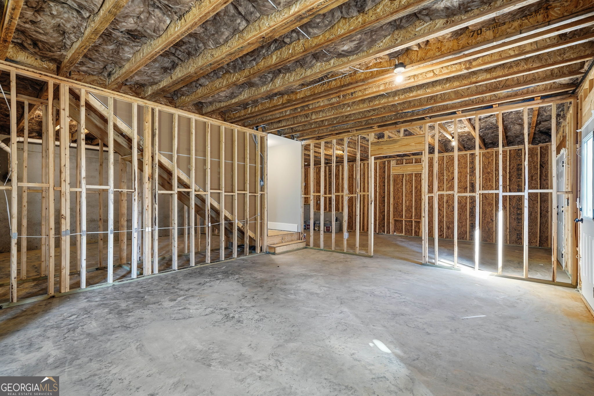 105 Bob White Drive Calhoun GA 30701