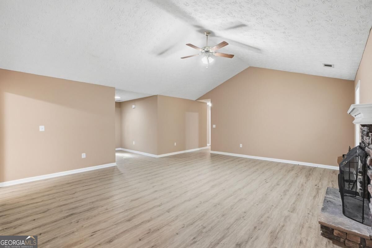 2072 Amberly Crossing Lane Dacula GA 30019