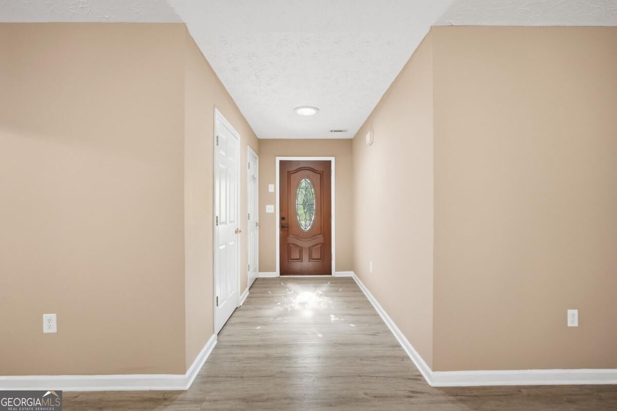 2072 Amberly Crossing Lane Dacula GA 30019