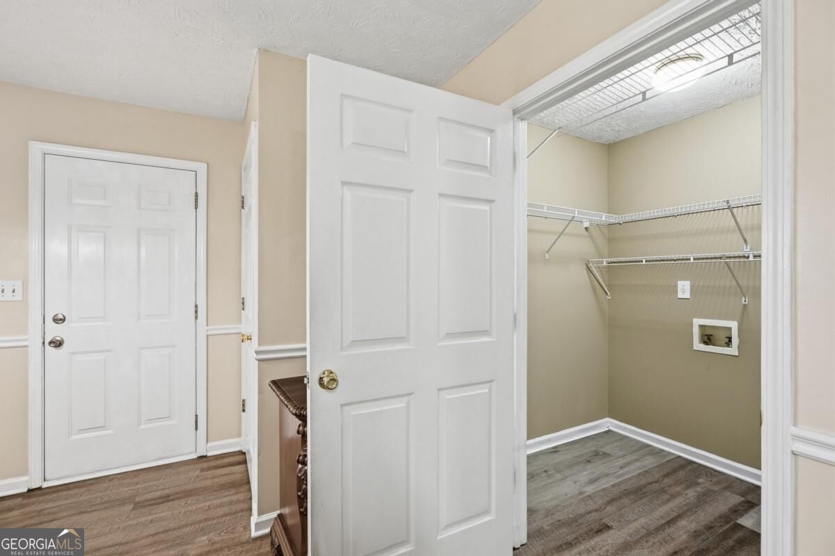 2072 Amberly Crossing Lane Dacula GA 30019