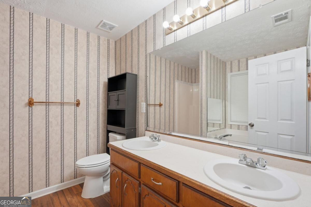 2072 Amberly Crossing Lane Dacula GA 30019