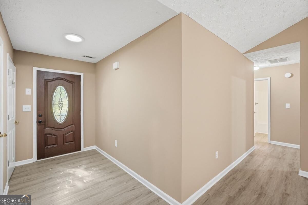 2072 Amberly Crossing Lane Dacula GA 30019