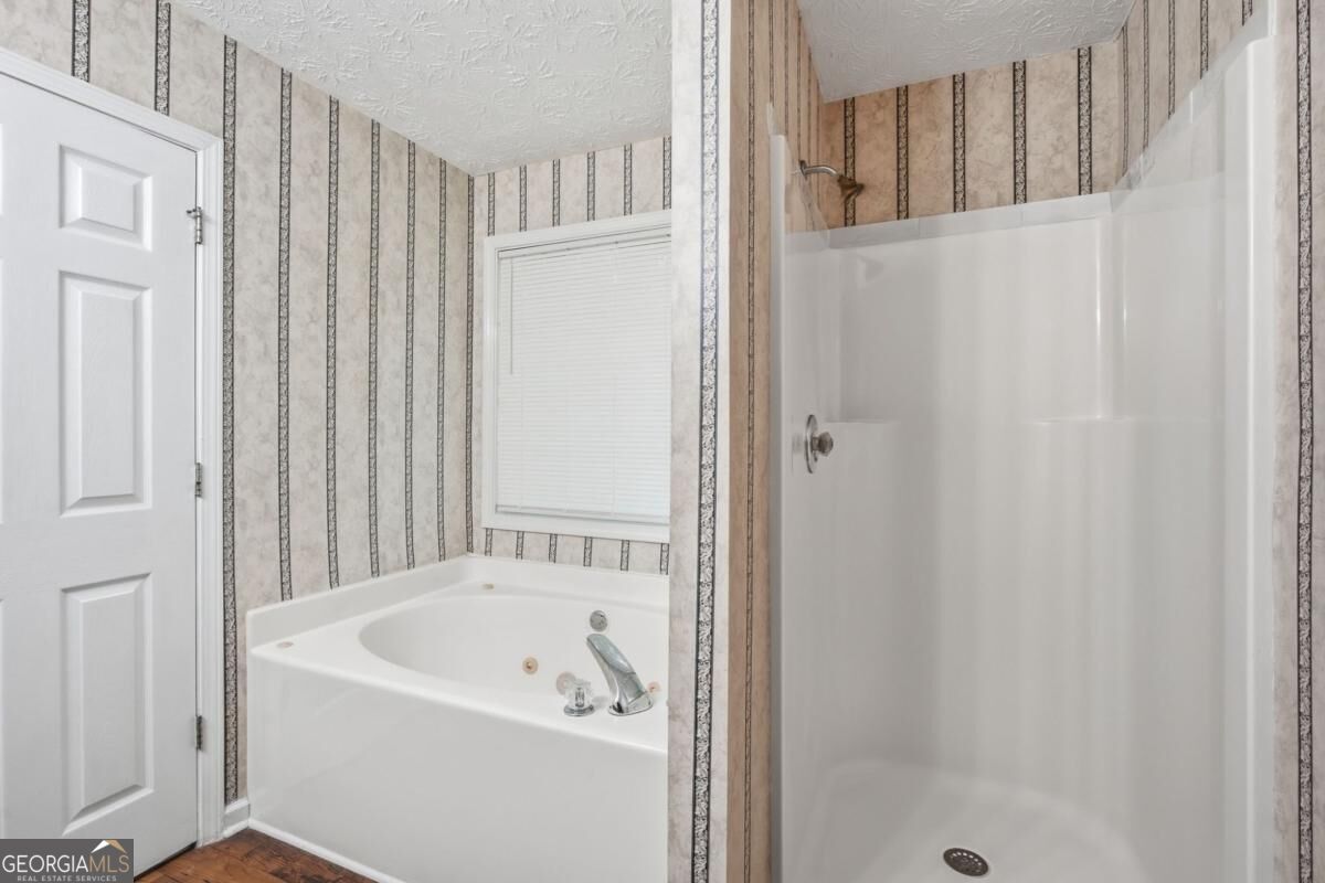 2072 Amberly Crossing Lane Dacula GA 30019
