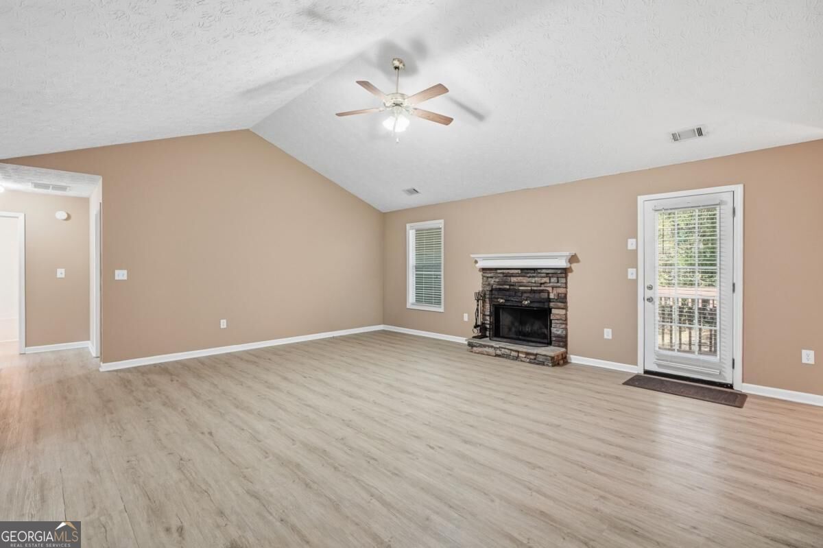 2072 Amberly Crossing Lane Dacula GA 30019