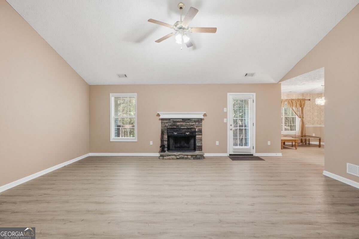 2072 Amberly Crossing Lane Dacula GA 30019