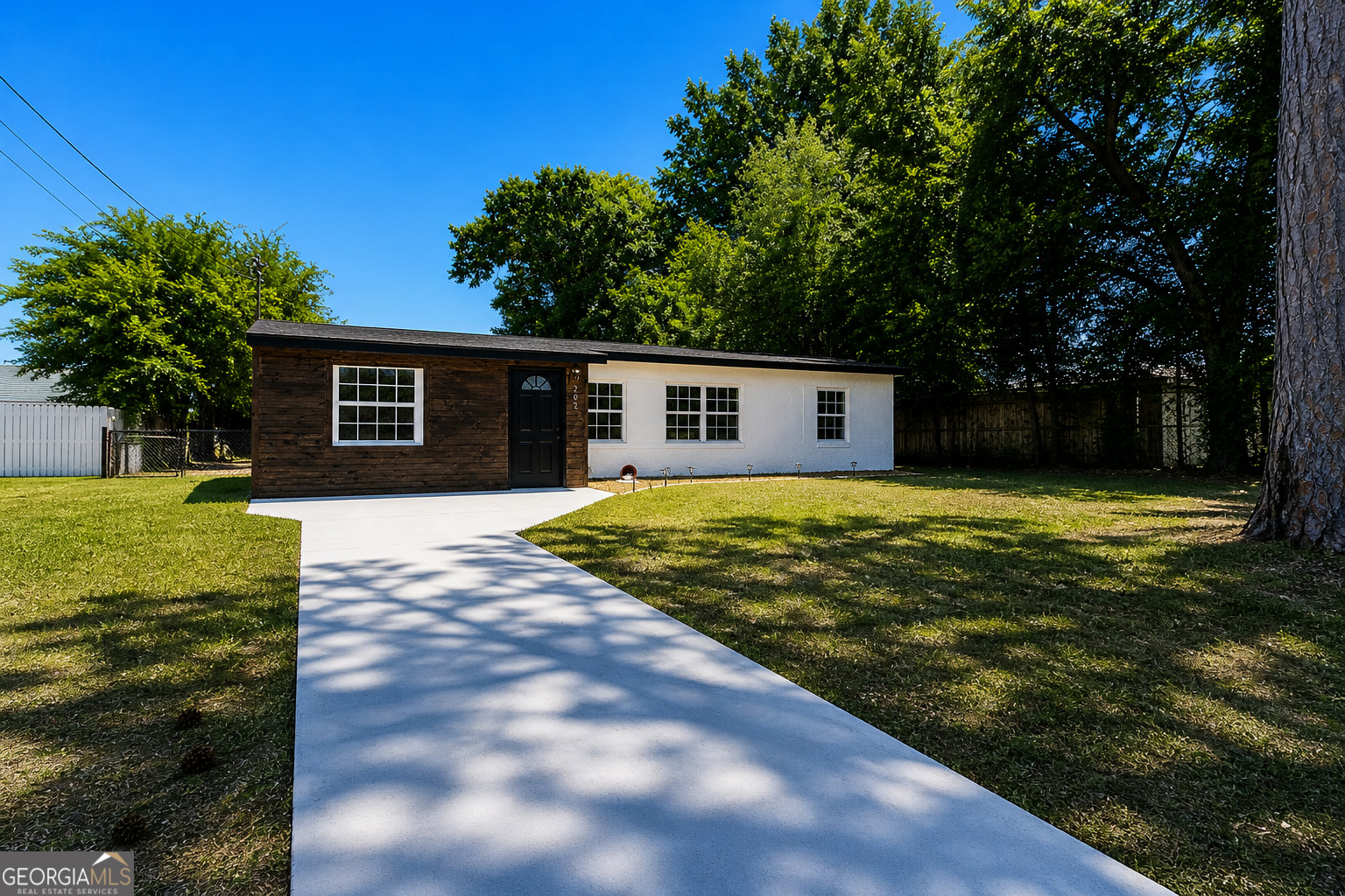 202 Elmwood Street Warner Robins GA 31093