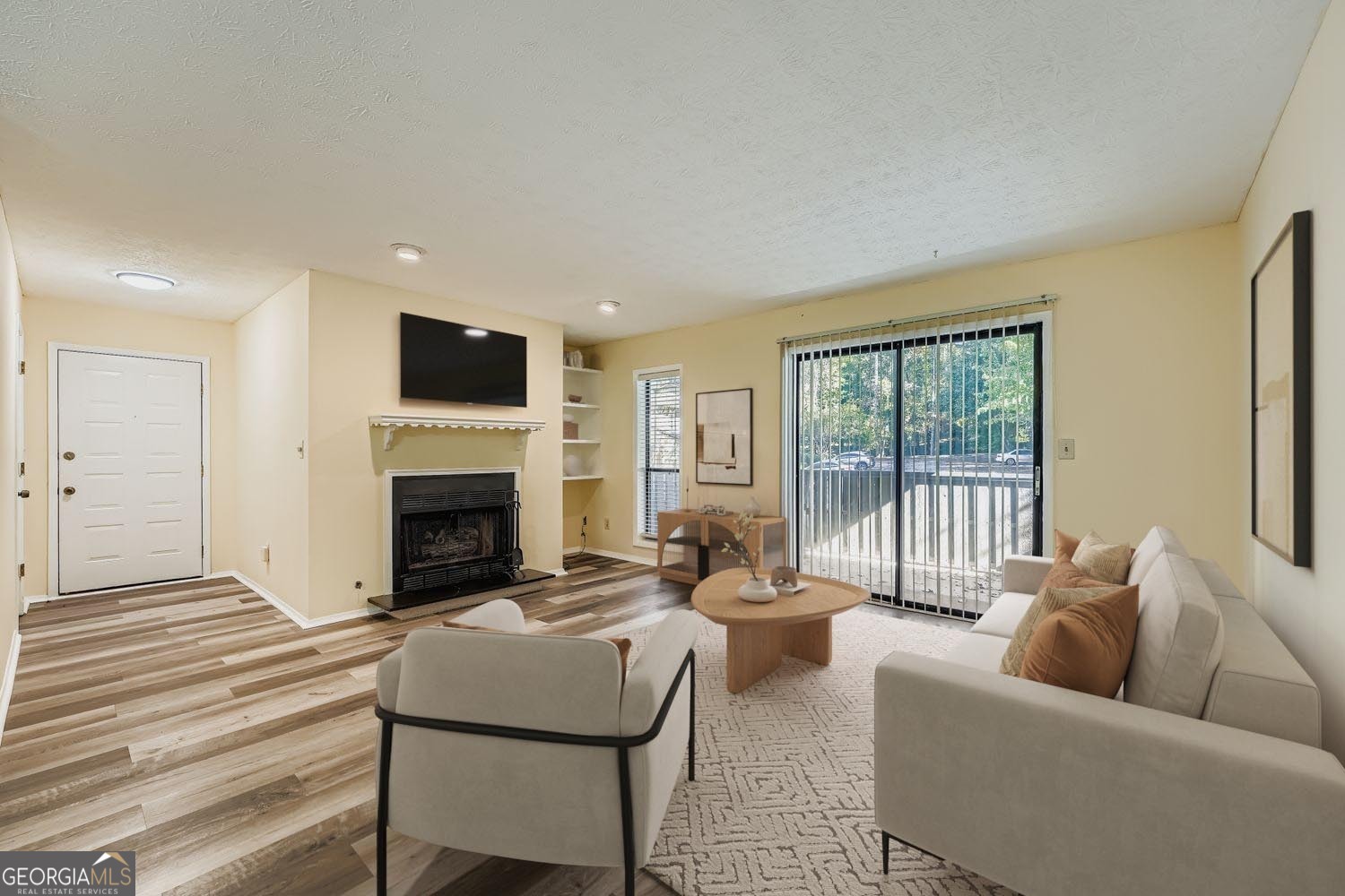 1607 Woodcliff Drive Atlanta GA 30350