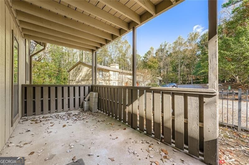 1607 Woodcliff Drive Atlanta GA 30350