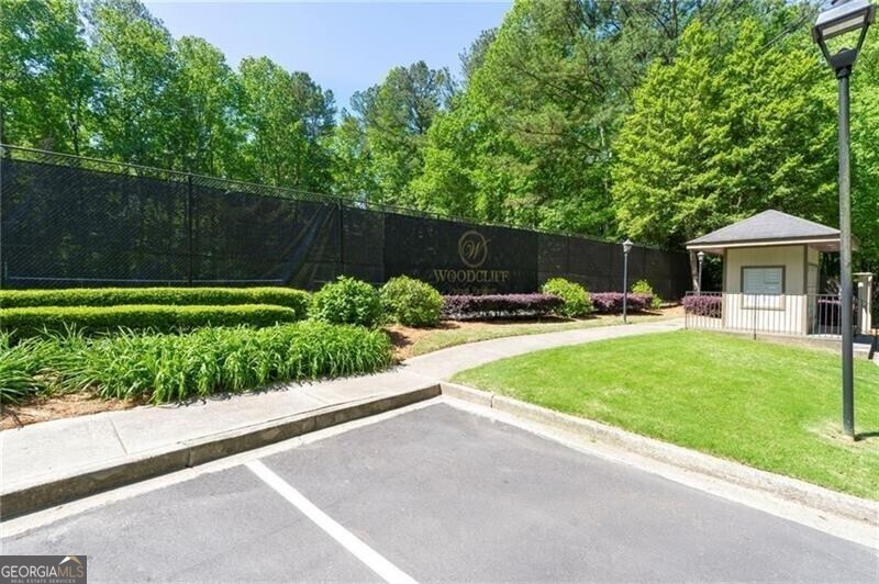 1607 Woodcliff Drive Atlanta GA 30350