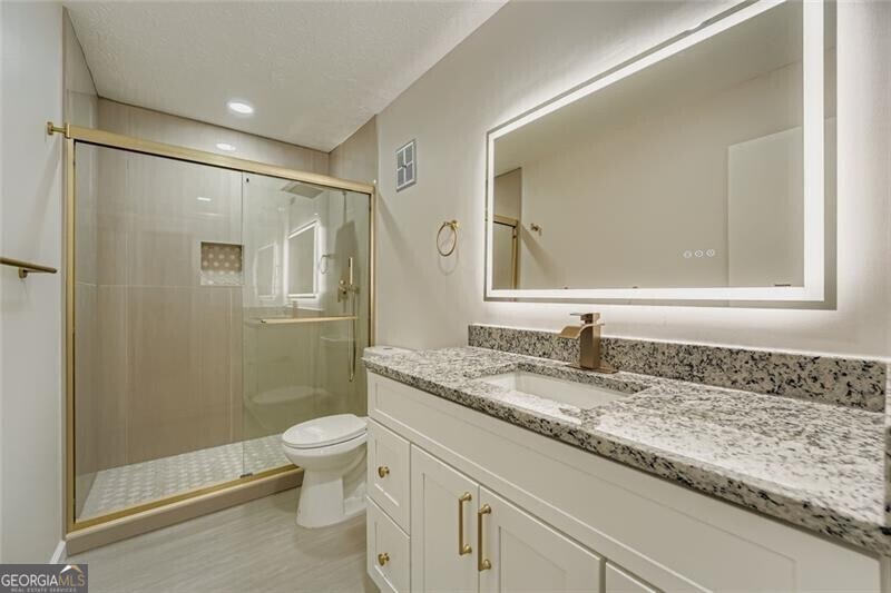 1607 Woodcliff Drive Atlanta GA 30350