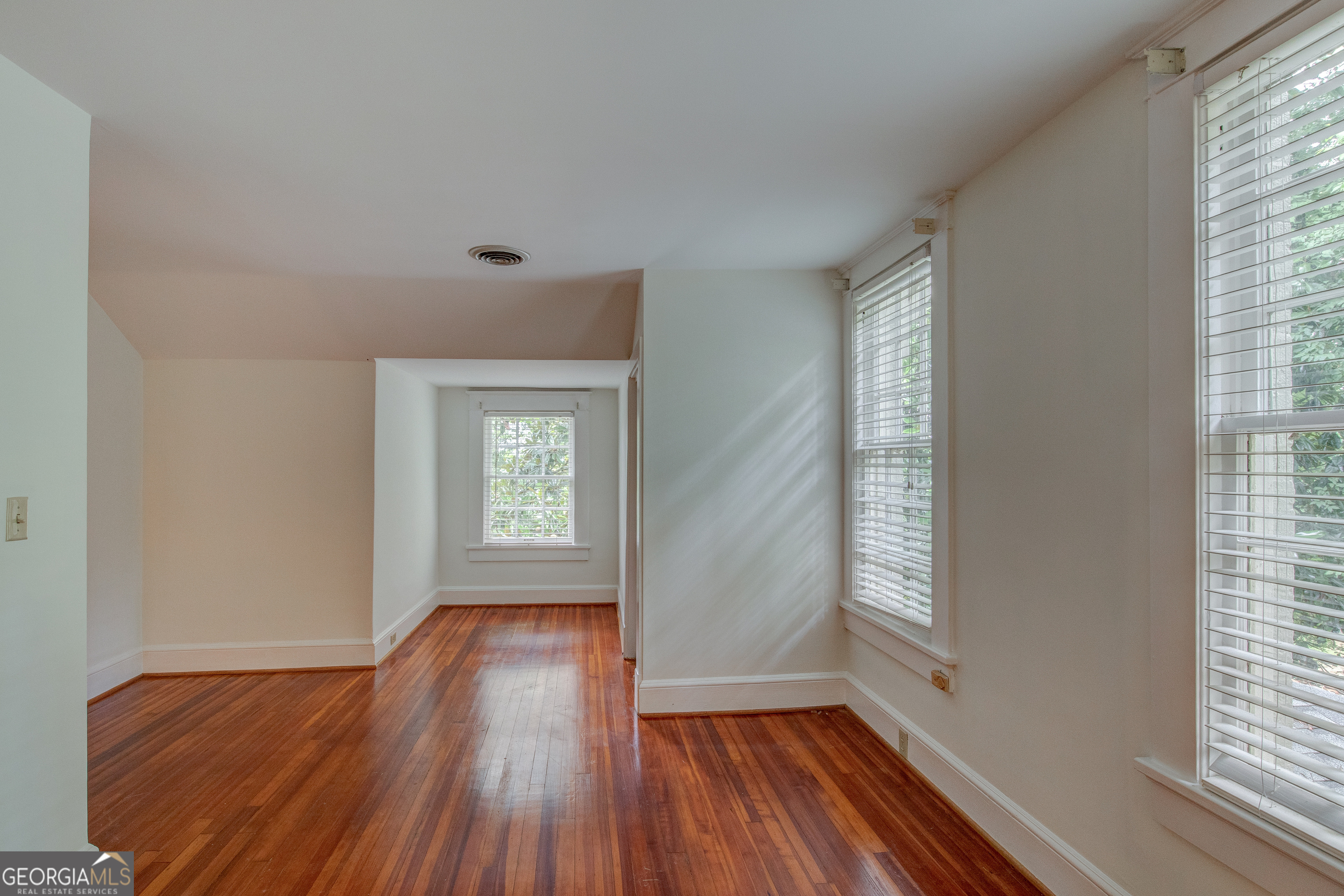 9 Shorter Circle SW Rome GA 30165