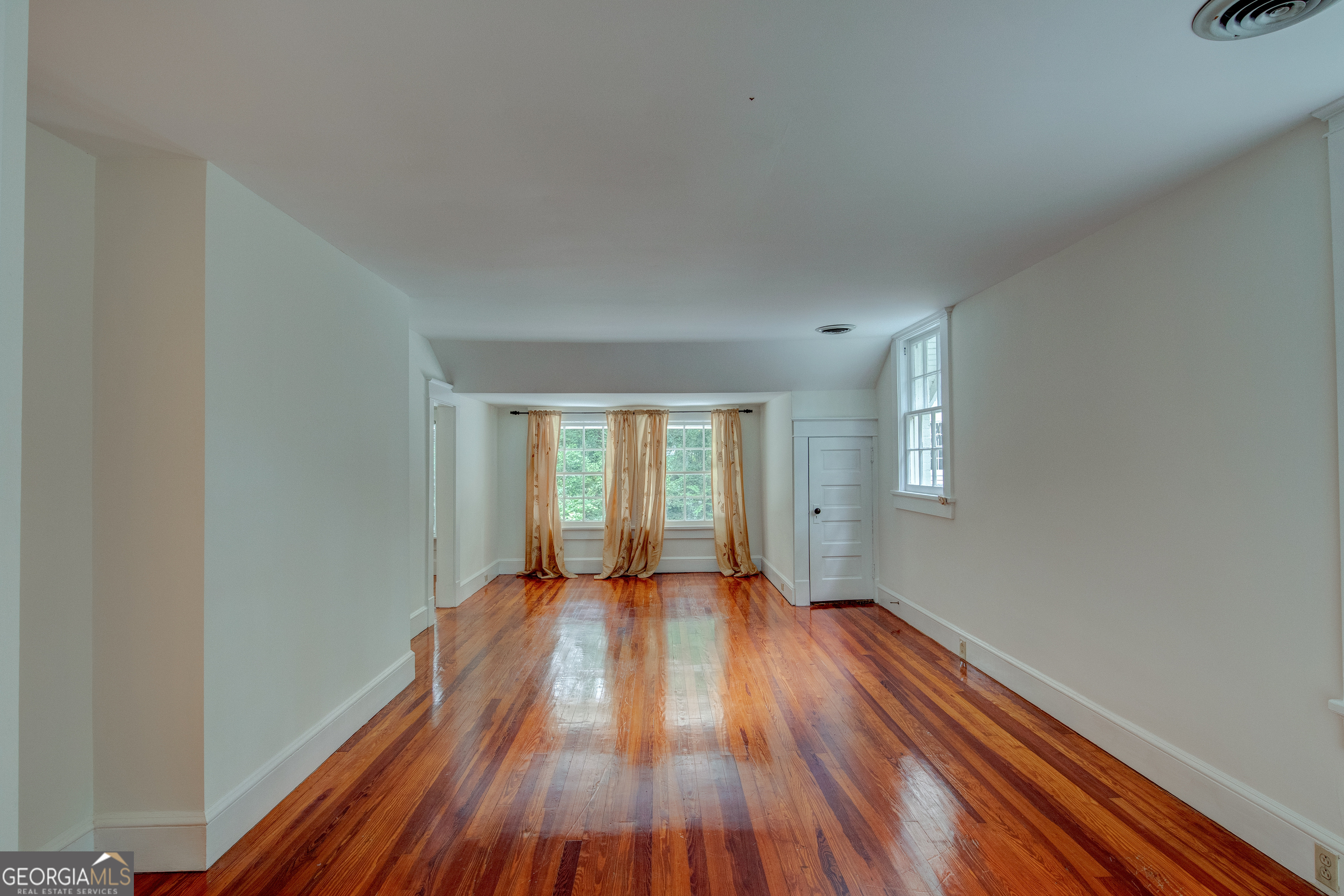 9 Shorter Circle SW Rome GA 30165