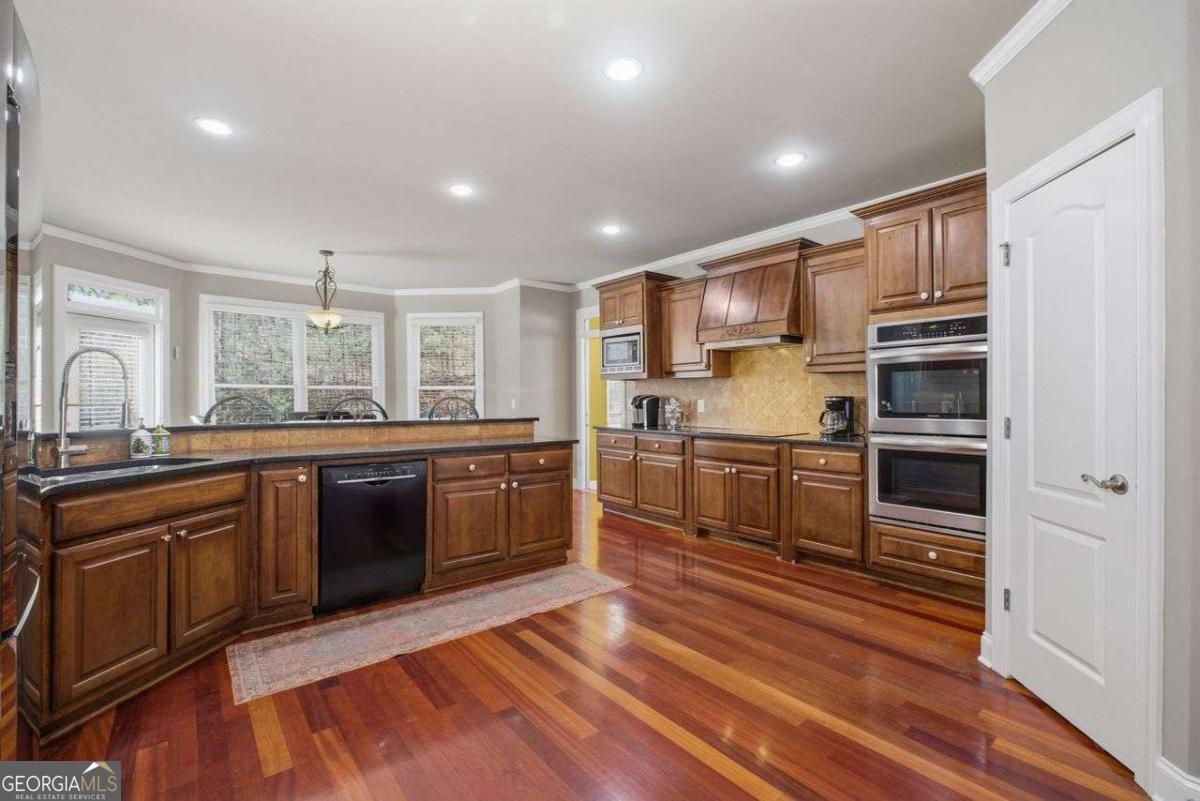 1131 Blue Water Court Buford GA 30518