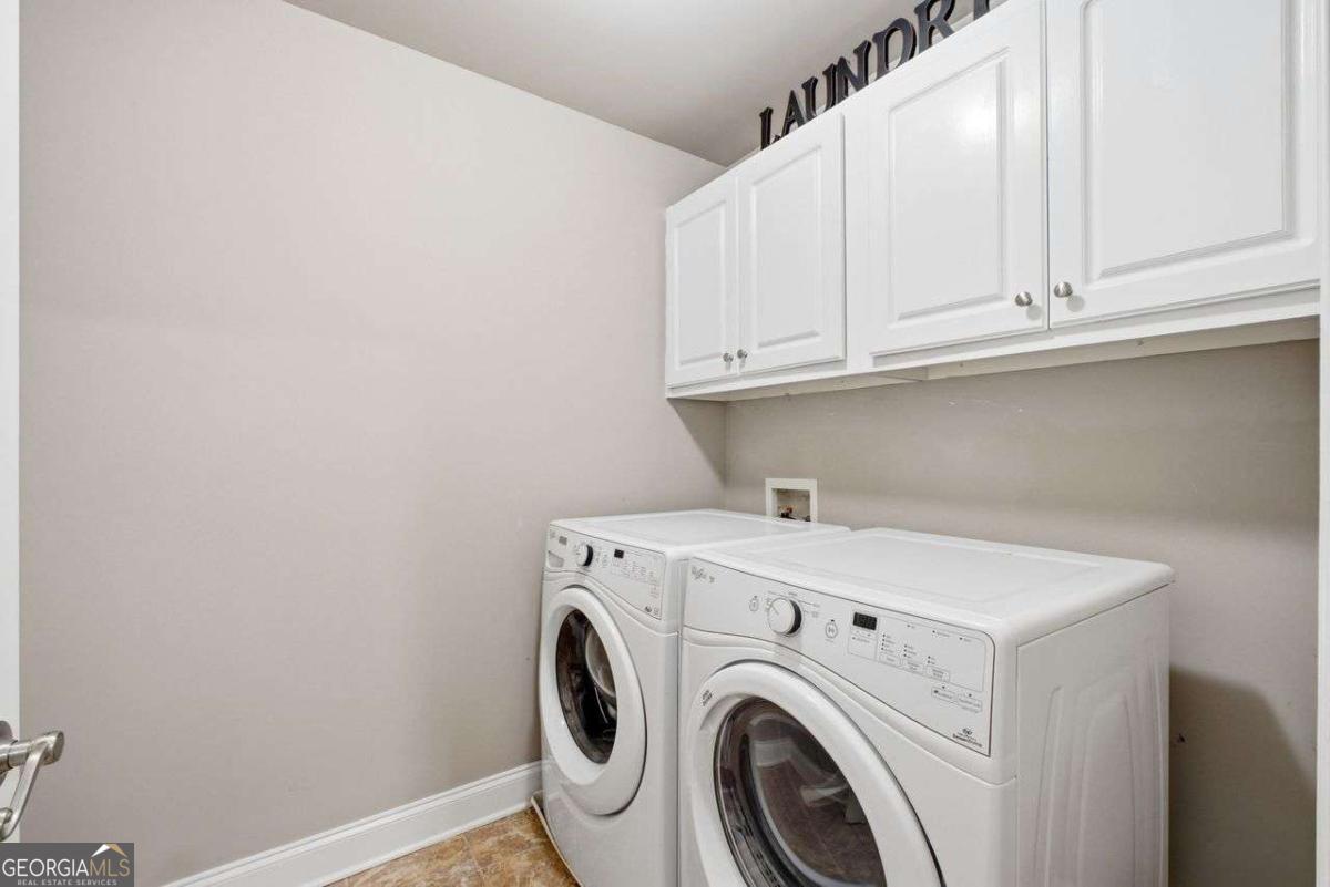 1131 Blue Water Court Buford GA 30518