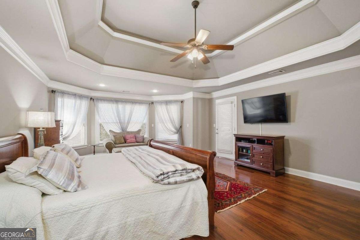 1131 Blue Water Court Buford GA 30518