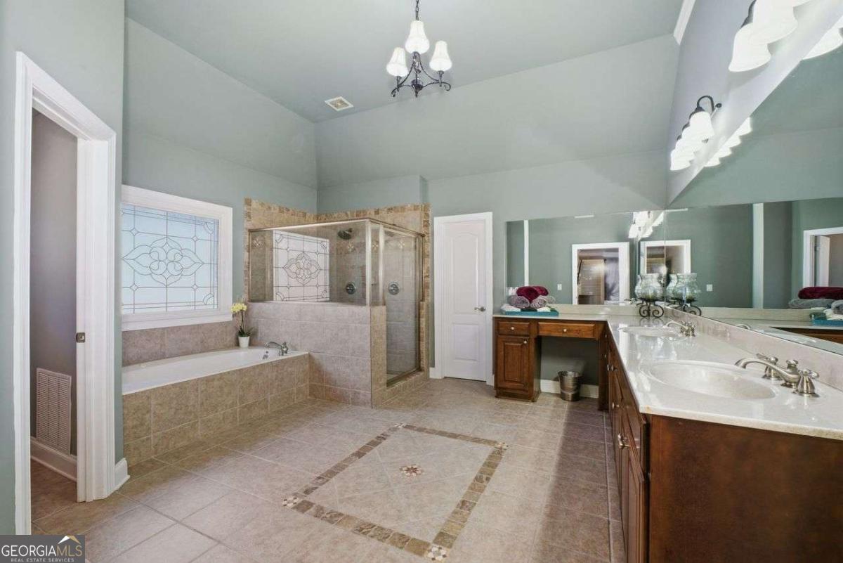 1131 Blue Water Court Buford GA 30518