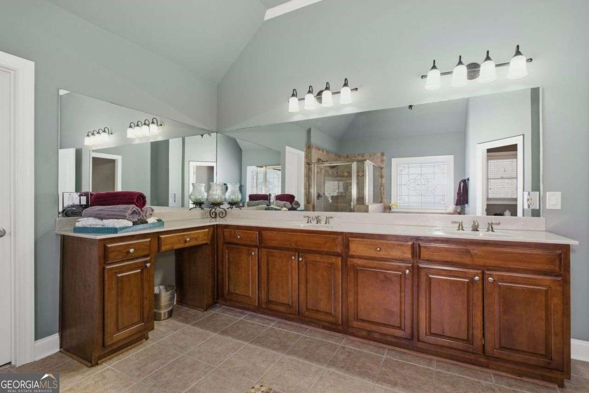 1131 Blue Water Court Buford GA 30518