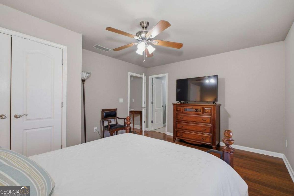 1131 Blue Water Court Buford GA 30518