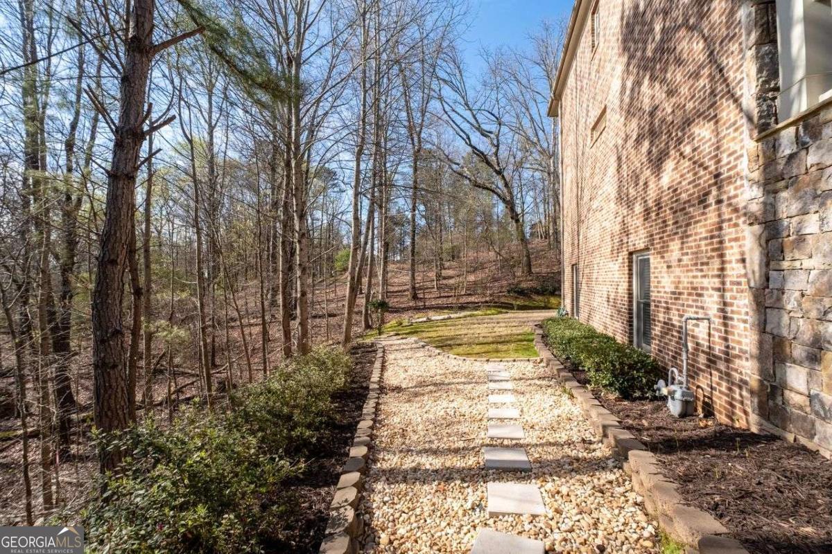1131 Blue Water Court Buford GA 30518