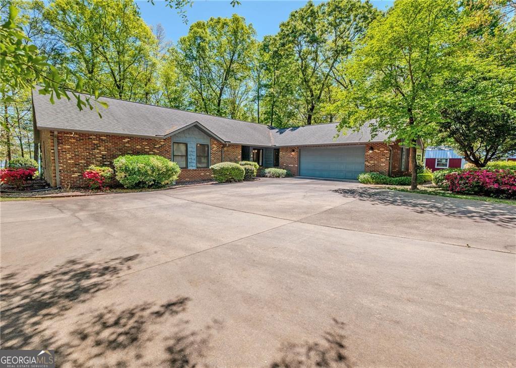 7 Old Oak Trail Hartwell GA 30643