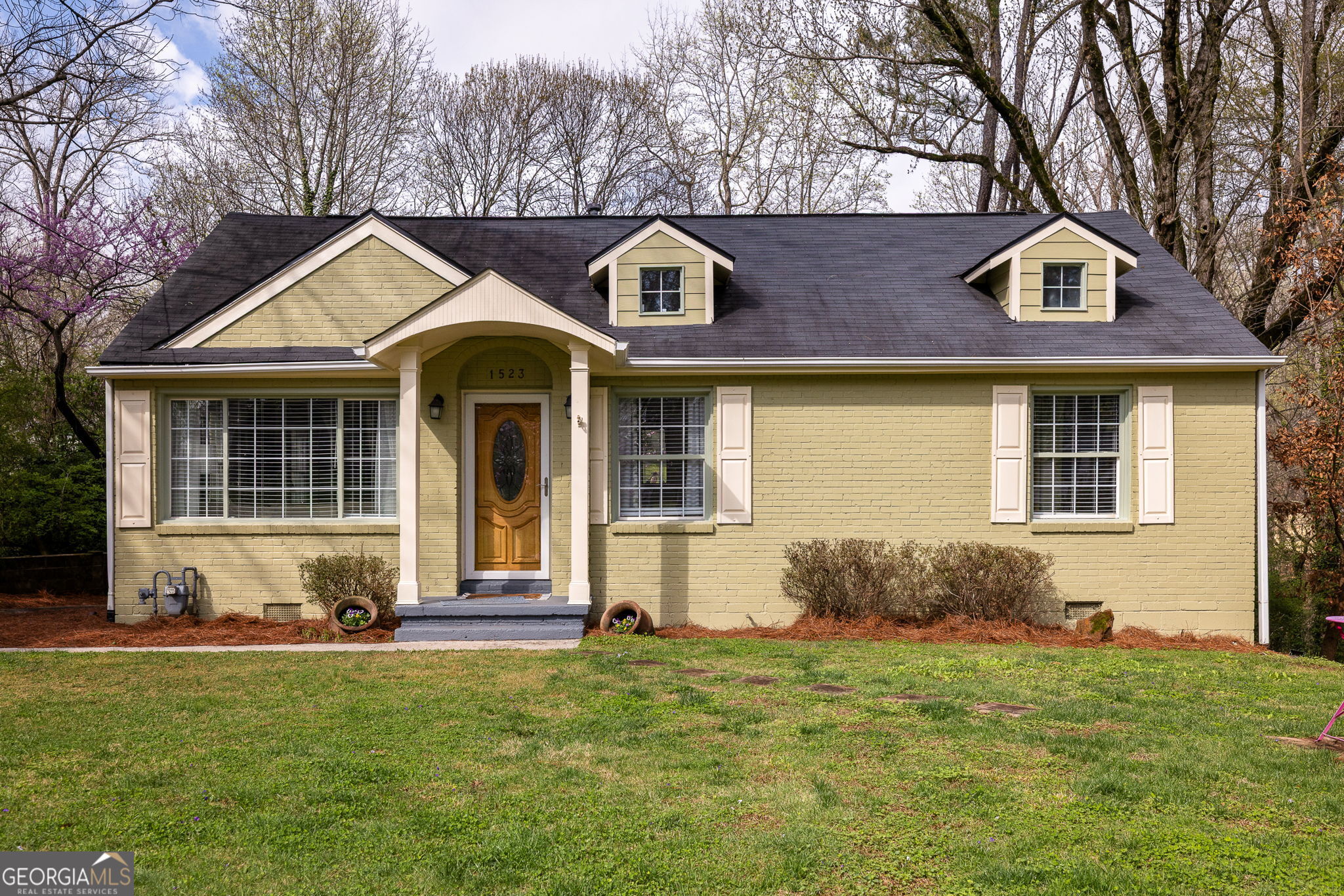 1523 Harvest Lane SE Atlanta GA 30317
