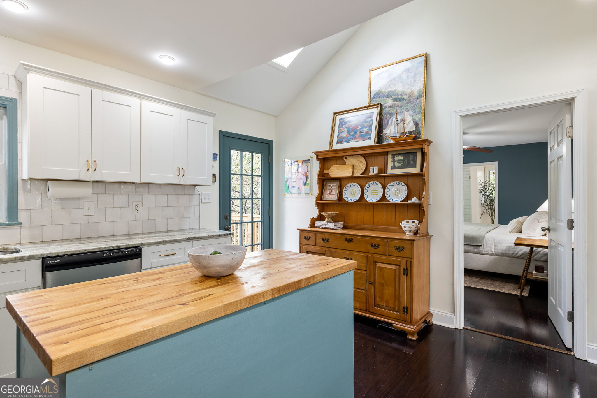 1523 Harvest Lane SE Atlanta GA 30317
