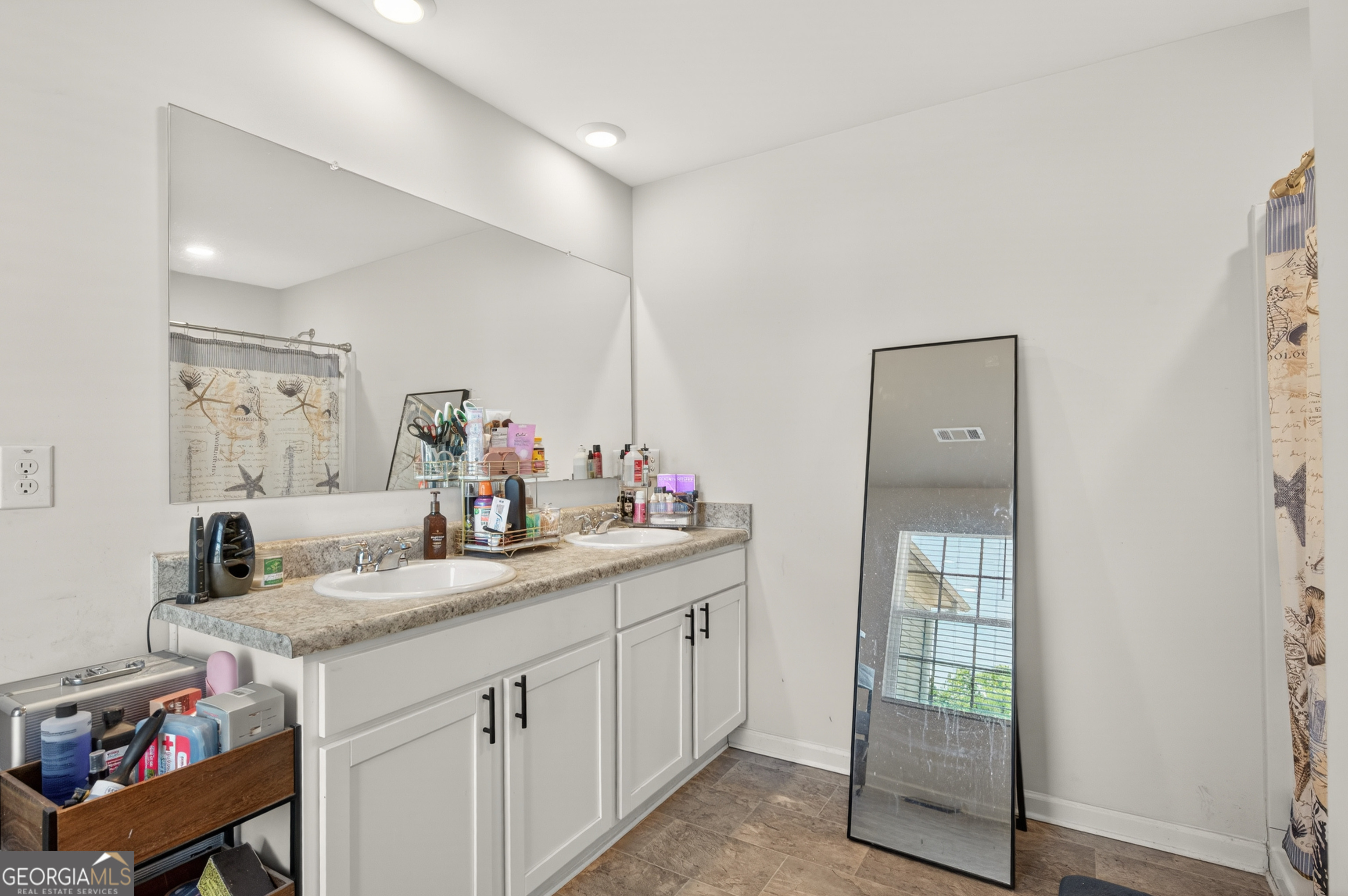 401 Hughes Lane Pendergrass GA 30567