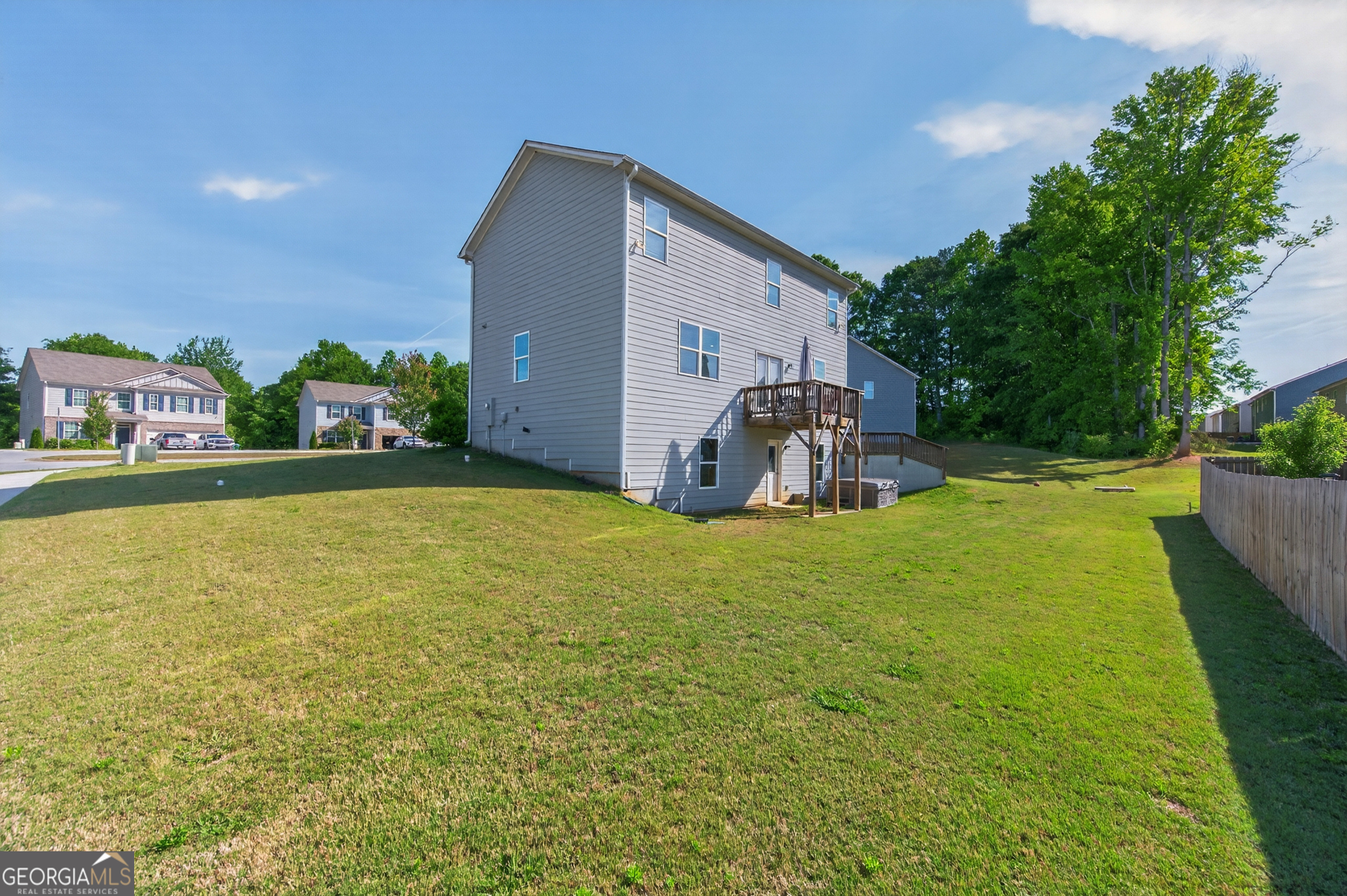 401 Hughes Lane Pendergrass GA 30567