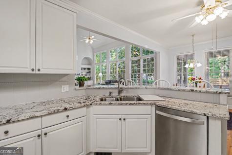 4562 Willow Oak Trail Powder Springs GA 30127