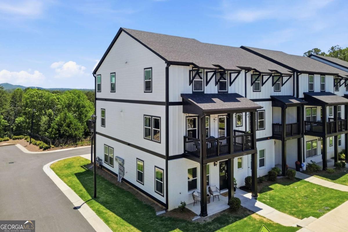 824 Mackay Creek Woodstock GA 30188