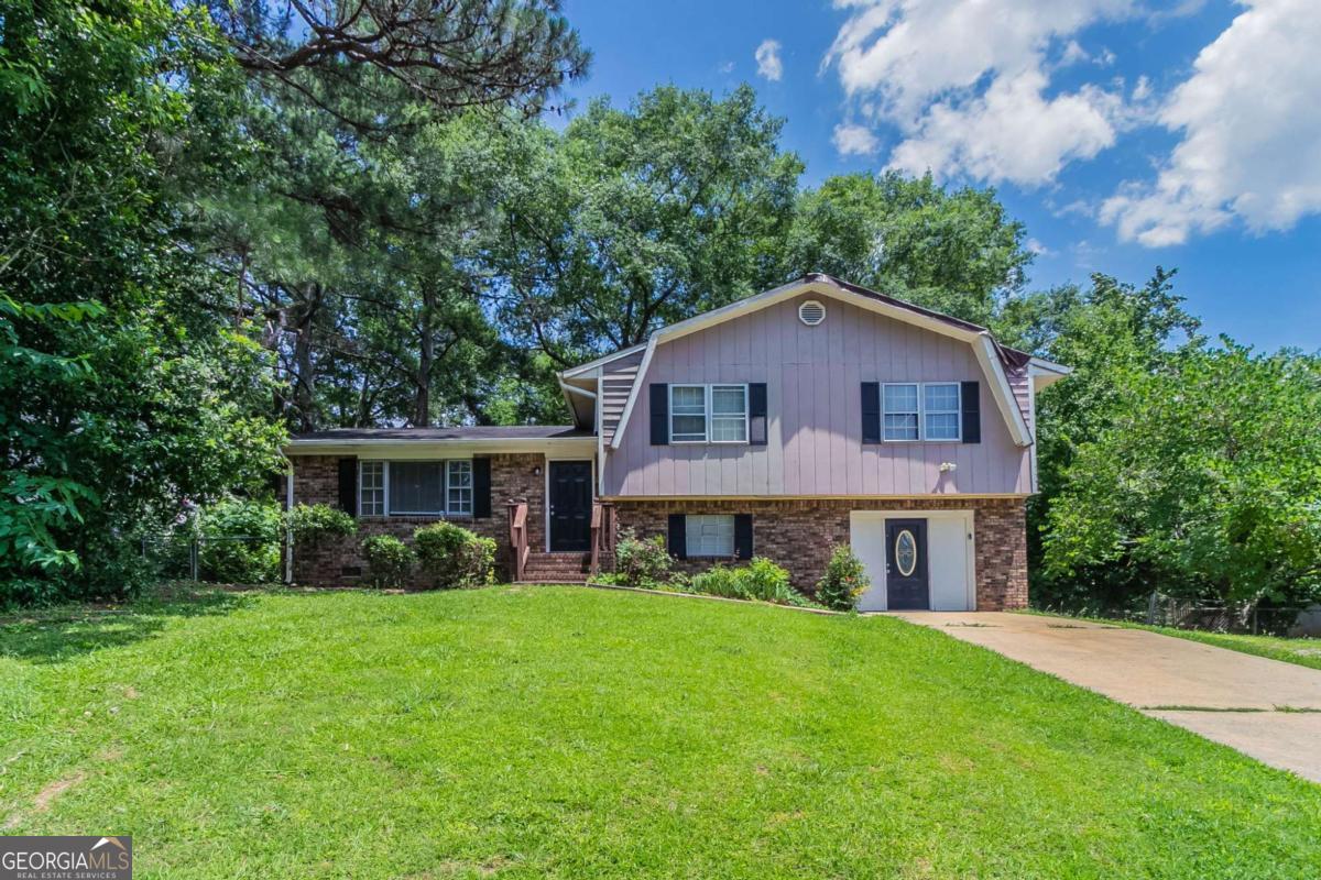 6708 Bedford Road Rex GA 30273