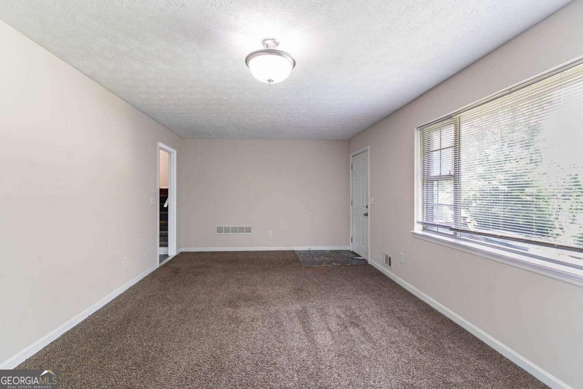 6708 Bedford Road Rex GA 30273