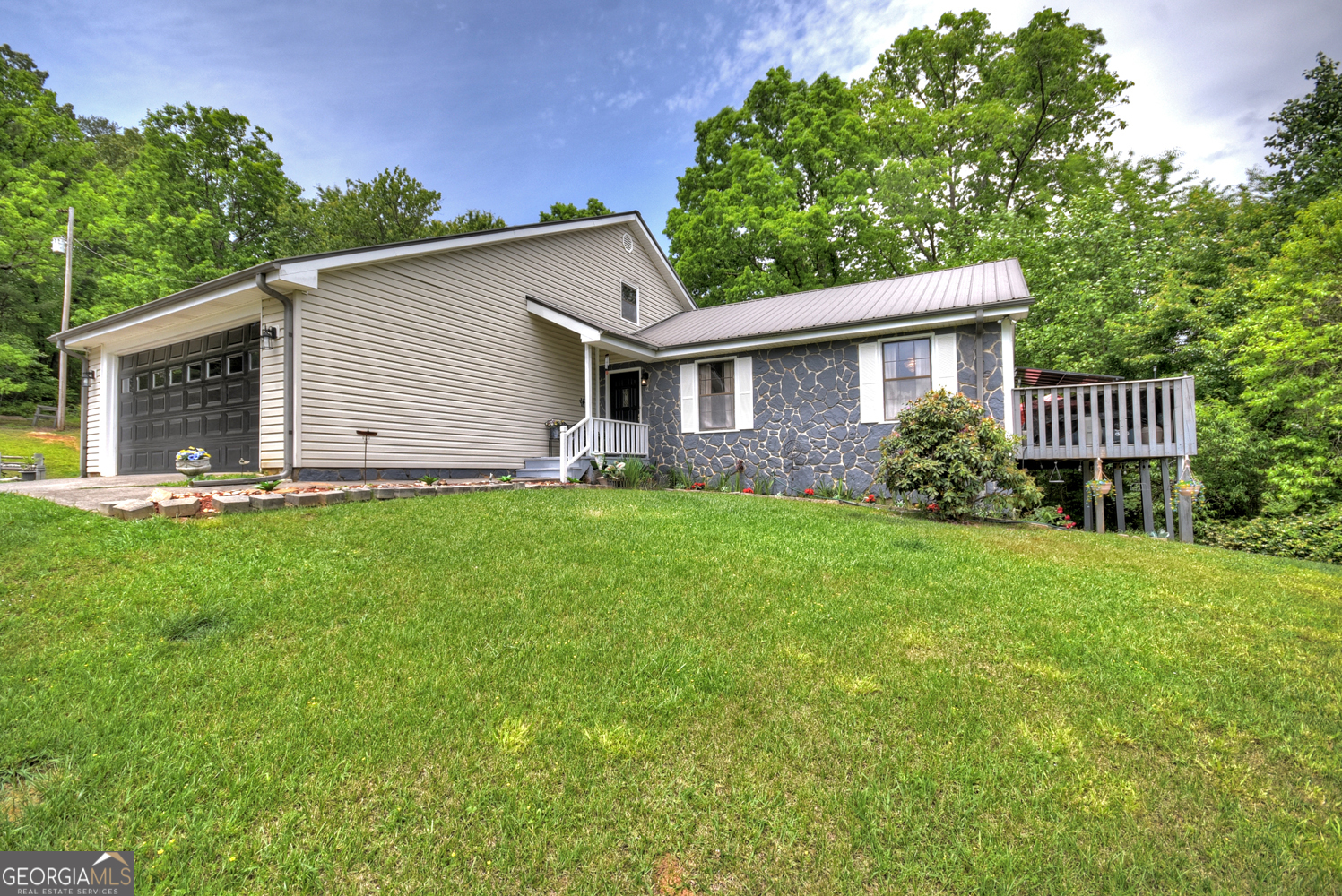 1359 Salem Road Mineral Bluff GA 30559